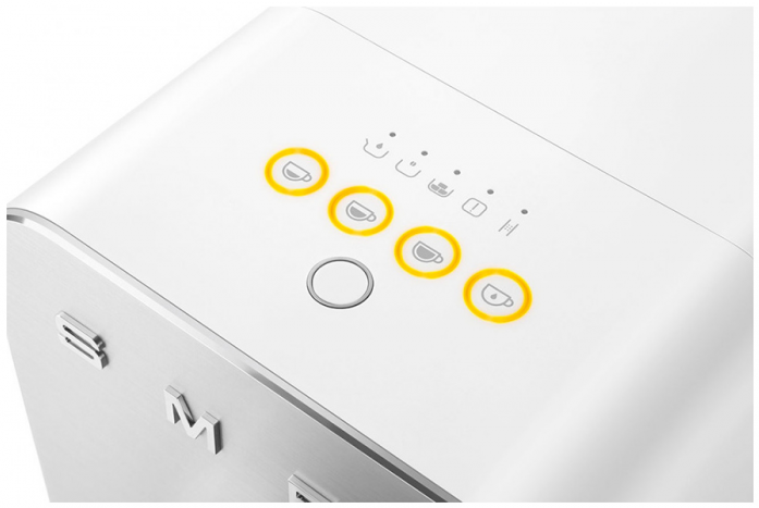 Автоматическая кофемашина Smeg BCC11WHMEU в магазине «На диване» в Якутске  — Выгодная цена